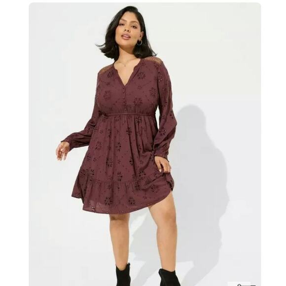 Torrid Mini Eyelet Challis Shirt Dress Size: 2 - Picture 1 of 6